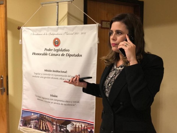 HC negoció sus votos a cambio de impunidad, según Kattya González