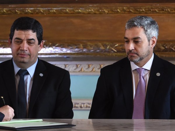 Mario Abdo Benítez sobre Hugo Velázquez: "Y... confío"