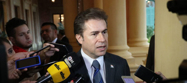 Tras Abdo que le cargó la cuenta a él por acta secreta, Castiglioni dice: "Yo no sabía nada" y tira el fardo a exembajador - ADN Paraguayo