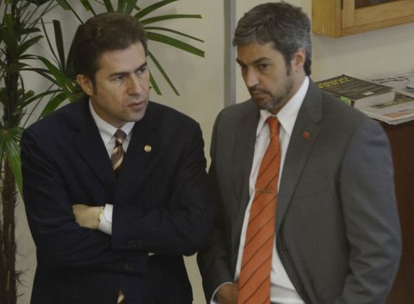 “Cada minuto de Abdo en el poder es un perjuicio para el Paraguay”, afirma Alegre - A La Gran 7-30 - ABC Color