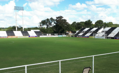 HOY / No les gusta la opción de jugar en cancha del Deportivo Santaní
