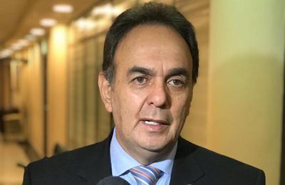 Honor Colorado tiende una mano al presidente