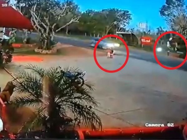 Dos niños intentaron cruzar la ruta y uno fue atropellado