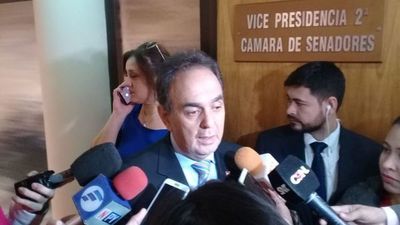 Aunque Monges criticó acuerdo, pidió unidad colorada para evitar juicio político de Abdo y Velázquez - Notas - ABC Color