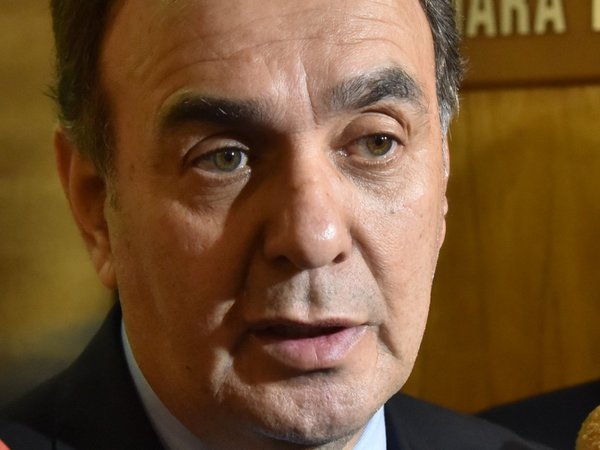 Contención de juicio político tiene su plazo, advierte Juan Darío Monges
