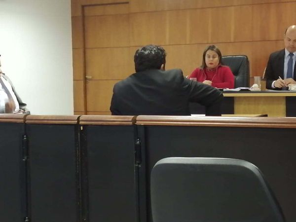 Condenaron a dos años y seis meses a ex gobernador