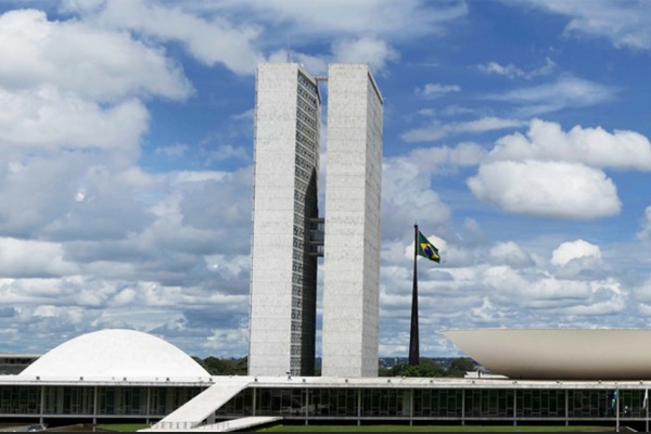 Parlamentarios brasileros analizarán planteamientos sobre acuerdo de Itaipú