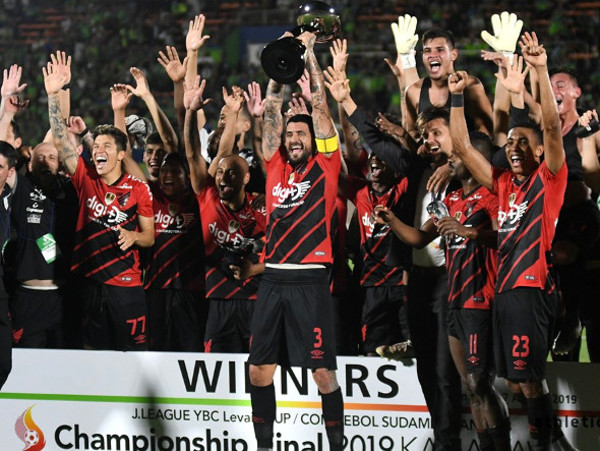 Athletico Paranaense conquista otro título internacional