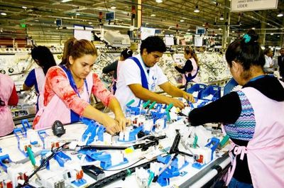 Además de autopartes, Brasil quiere que Paraguay compre sus vehículos, afirman - La Primera Mañana - ABC Color