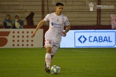 Huracán sigue sin pagar por Saúl Salcedo - Fútbol - ABC Color