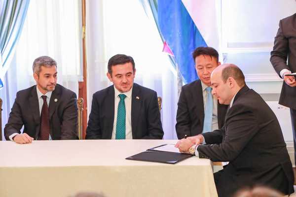 Suscriben convenio interinstitucional para fortalecer proceso educativo - .::RADIO NACIONAL::.