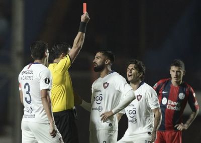 Espínola está habilitado para cuartos - Fútbol - ABC Color