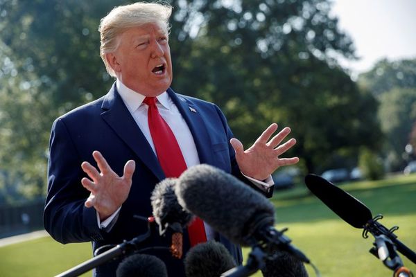 Trump dice que no hay apoyo político para endurecer control de rifles de asalto - Mundo - ABC Color