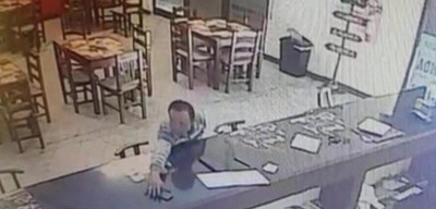 Descuidista se apodera de teléfono en segundos | Noticias Paraguay