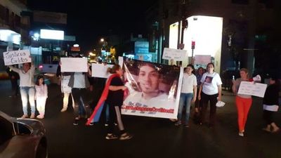 Sigue reclamo por justicia en caso de joven asesinado - Nacionales - ABC Color