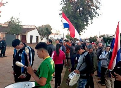 Imputan por coacción a líderes de una protesta - Interior - ABC Color