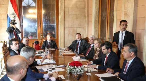 Anuncian resultados de acciones para reactivación de la economía - .::RADIO NACIONAL::.