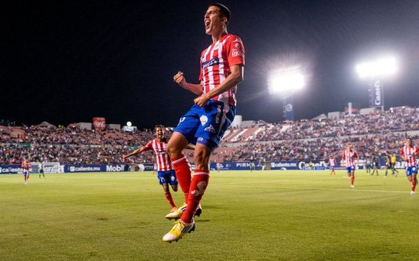 ¡Triplete de Valdez en México! - Fútbol - ABC Color