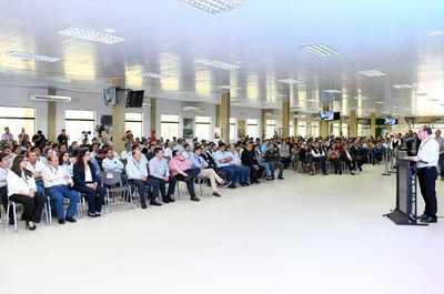 Eficiencia, transparencia y austeridad encabezan las prioridades del director de Itaipu | .::Agencia IP::.