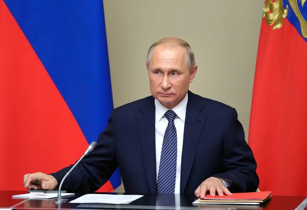 Putin cumple 20 años en el poder, y no quiere irse