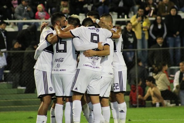 Olimpia mide a Colegiales por Copa Paraguay