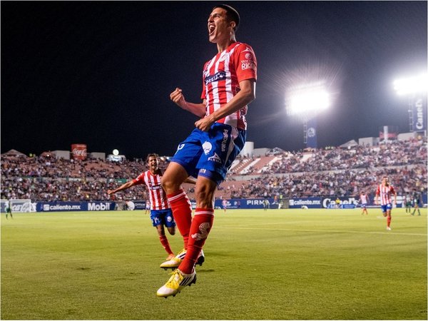 El Mudo Valdez marcó un 'hat trick' en la Copa MX