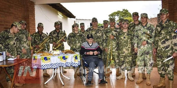 ENCARNACIÓN: EX COMBATIENTE CUMPLE 104 AÑOS DE EDAD