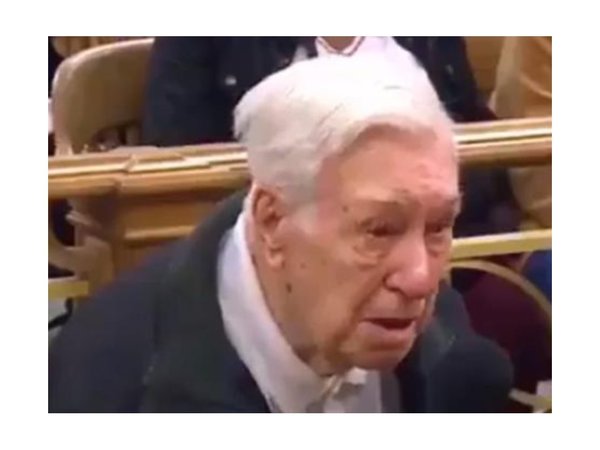 Juez se conmueve con la historia de un anciano de 96 años