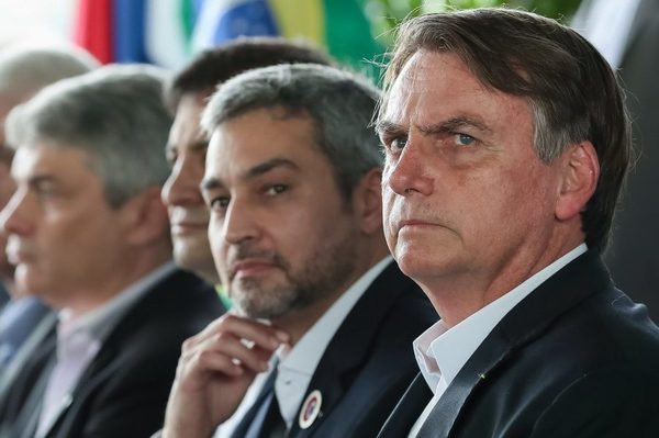 En 30 días, Gobierno de Bolsonaro deberá brindar explicaciones al Congreso brasilero