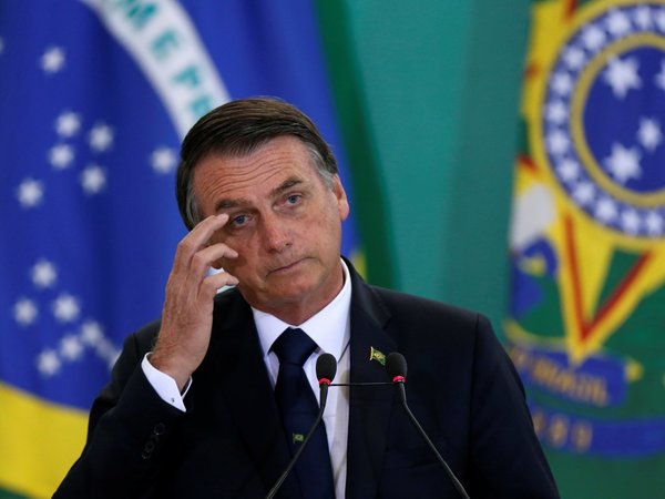 Bolsonaro llama "héroe nacional" a jefe de la represión de la dictadura