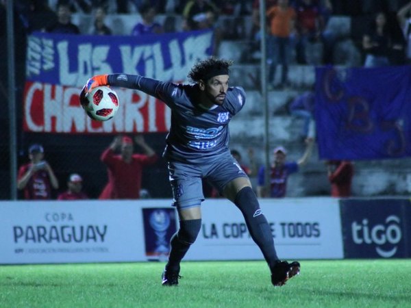 Germán Caffa reveló que hacía en los penales ante Cerro