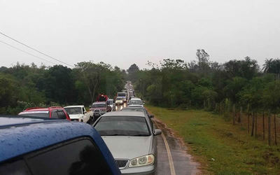 Rehenes en la ruta: Otra vez anuncian cierre de ruta 7 para esta tarde, en Minga Guazú - ADN Paraguayo
