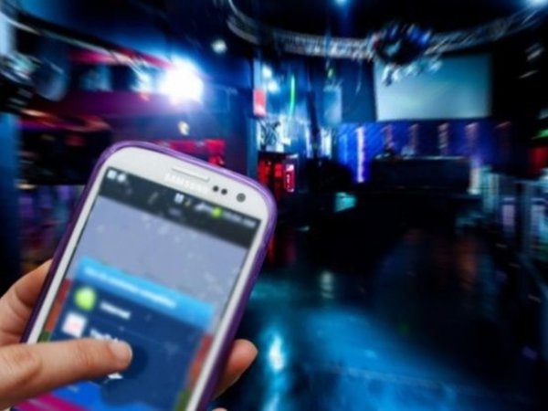 Aumentan robos de celulares en discotecas muy "chuchis"