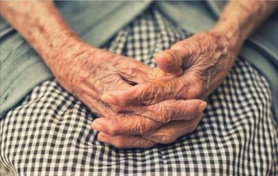 La señora Yolanda solicita ayuda para seguir tratamiento médico » Ñanduti