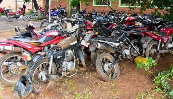 Rematarán 700 autos y 7000 motos que “duermen” en corralón
