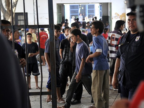 Sancionan más plazo para comisión sobre reforma penitenciaria