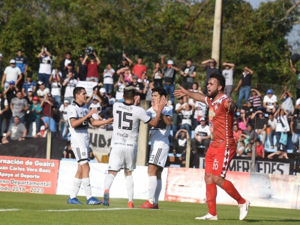 Olimpia golea y avanza en la Copa Paraguay