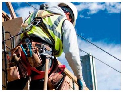Denuncian extraña muerte en una construcción