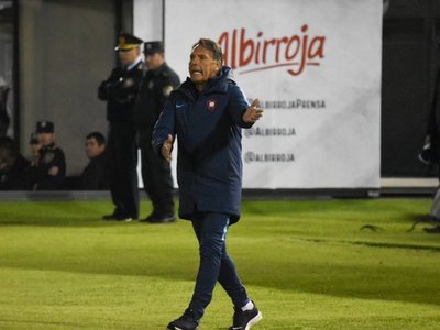 Russo, duro con "algunos" jugadores de Cerro Porteño