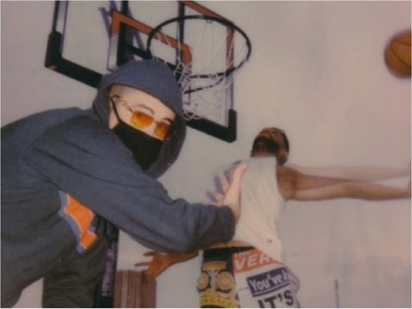 Bad Bunny y Eladio Carrión lanzan juntos el tema Kemba Walker