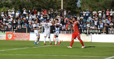 EL DECANO VUELVE A SONREÍR