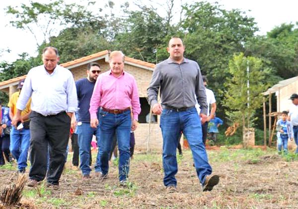 Durand puso como director a esposo de ingeniera que hace casas al MUVH