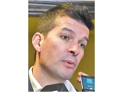 Godoy pide que se investigue a Abdo y no integra comisión