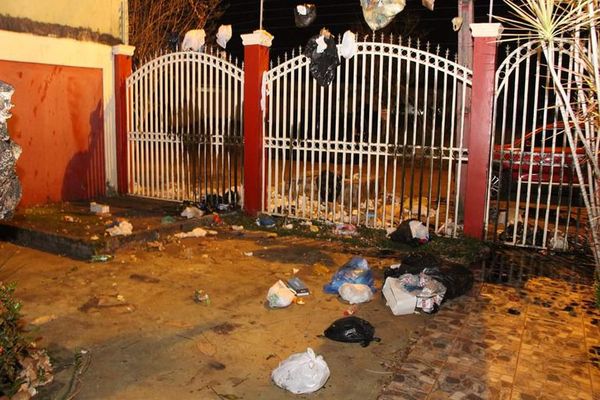 Escrachan a juez que entiende en caso Zacarías  - Nacionales - ABC Color