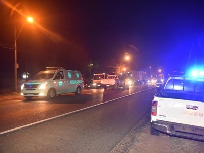 Hombre fallece al intentar cruzar ruta 2 en Ypacaraí