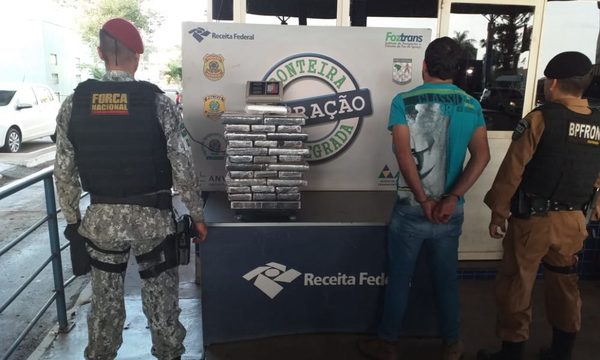 Cae en Brasil vehículo paraguayo con cocaína en fondo falso
