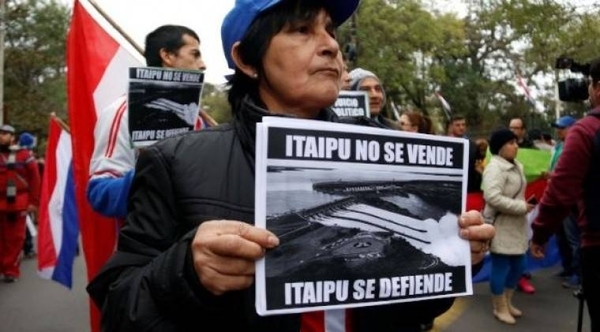HOY / “Sarambi político” tras acta secreta truncó mejoría de la economía, resalta experto