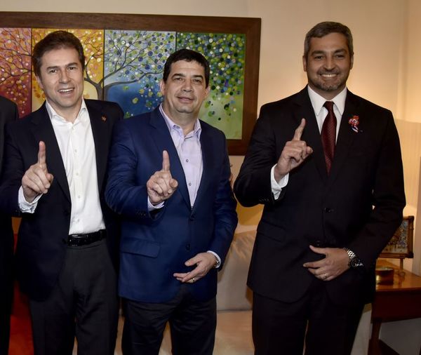 Abdo envía al Congreso documentos que dejan sin efecto la polémica acta bilateral - Nacionales - ABC Color