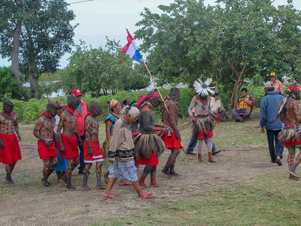 Tras 30 años de lucha, los Guaná reciben títulos de sus tierras
