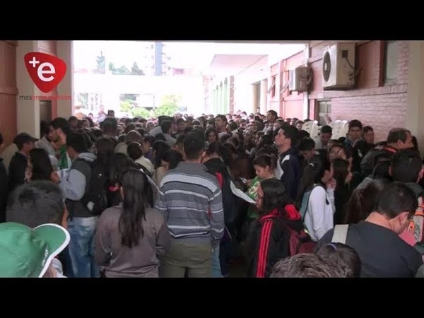 1300 JOVENES UNIVERSITARIOS RECIBEN APORTES